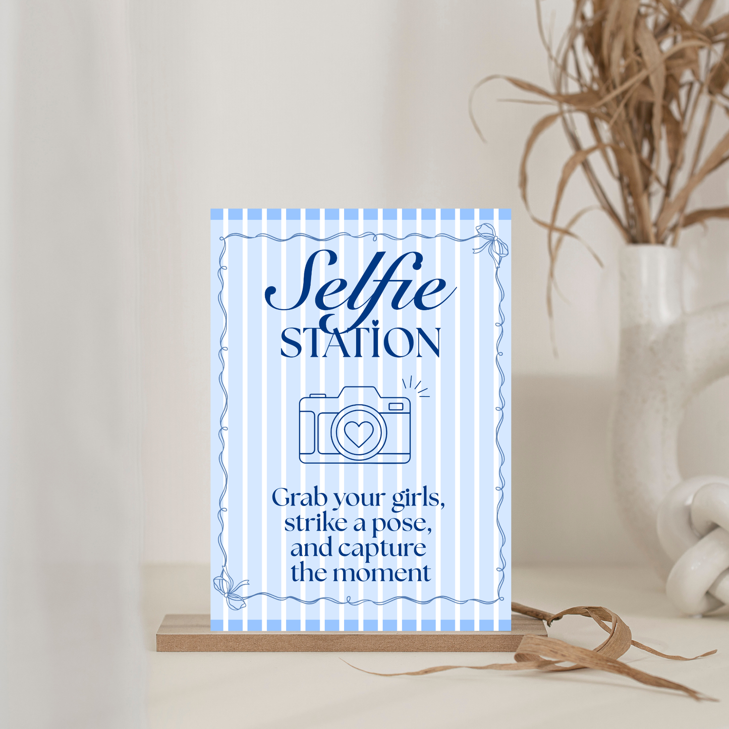 Selfie Station - Blue Stripes